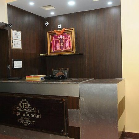Tripura Sundari Residency Hotell Madanapalle Eksteriør bilde